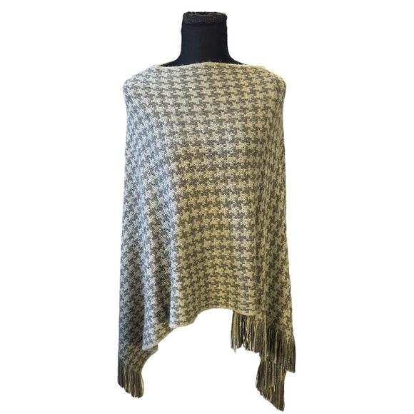 Gray Houndstooth Fringe Hem Poncho Cape One Size - Picture 1 of 5